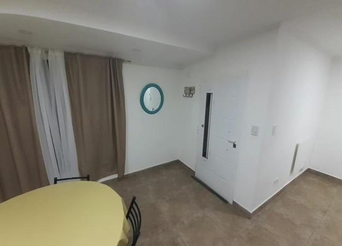 Depto Pigüé - Apartamento de 1 dormitorio - 6