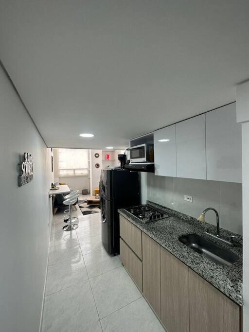 Hermoso apartamento modelia embajada aeropuerto - Apartamento de 1 dormitorio - 15