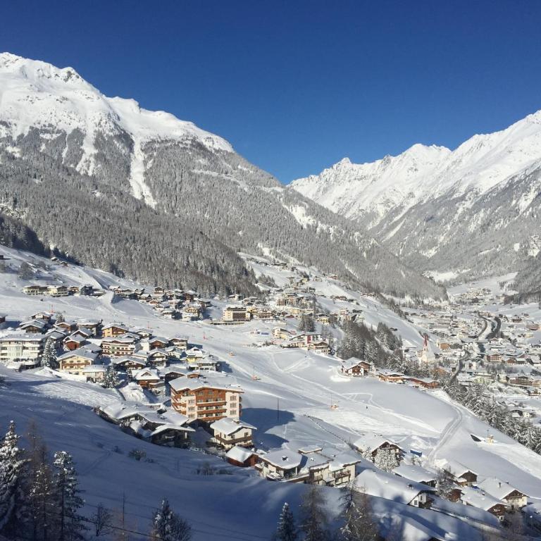 Alpendiamond Ski in & Bike Out apartments Top 200, 400 & penthouse 600 - Apartment mit Terrasse - 8