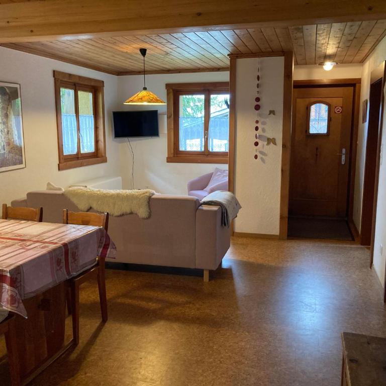 Chalet Leiggener - Apartment mit Dusche - 11