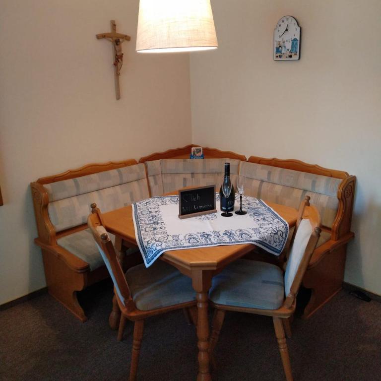Appartementhaus Kastanie - Doppelzimmer mit Balkon - 16