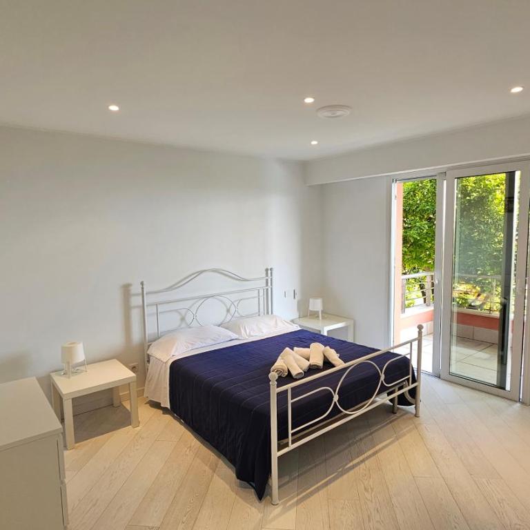 The blue house, lovely apartment in the Côte d'Azur for 6 people - Apartment - 26