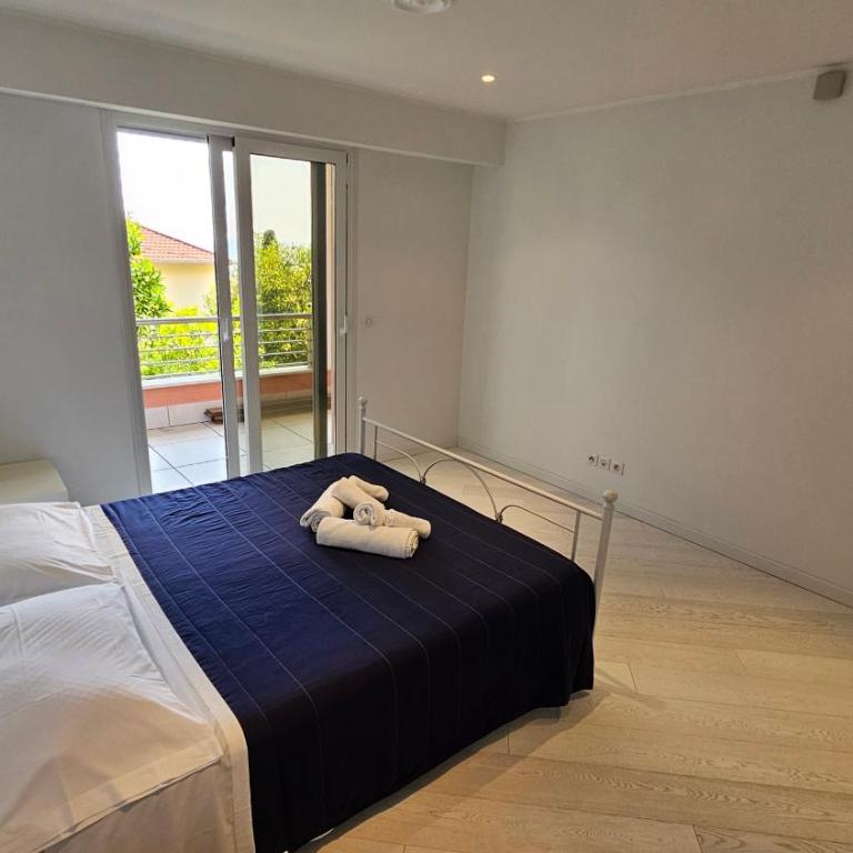The blue house, lovely apartment in the Côte d'Azur for 6 people - Apartment - 29