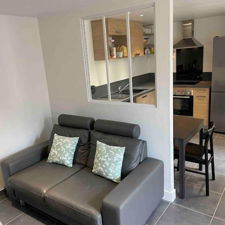 Maison de ville avec parking - Caen centre - Two-Bedroom Apartment - 2
