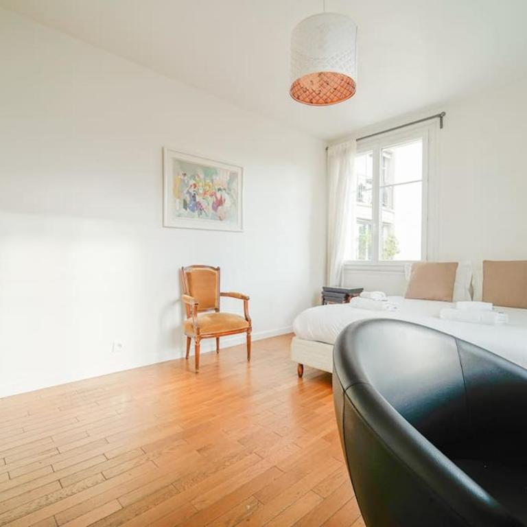 Appartement spacieux 17ème arrondissement - II - Appartement 2 Chambres - 8