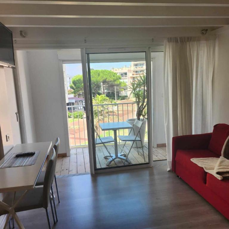 Bleu Mer Duplex & Suites - Appartement en Duplex - Vue sur Jardin Intérieur ou Arrière-Cour - 5