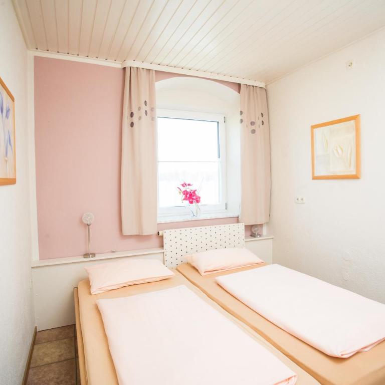 Gästehaus Herb - Apartment mit Blick auf die Berge - 3