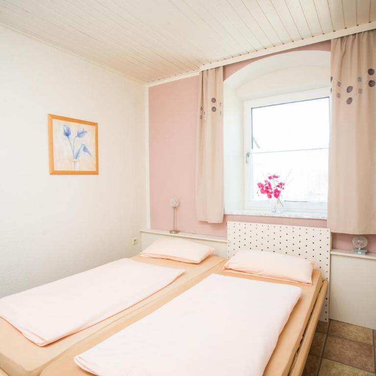 Gästehaus Herb - Apartment mit Blick auf die Berge - 13