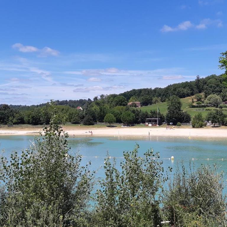 Charmant logement avec piscine - One-Bedroom Apartment - 14