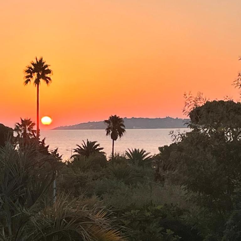 Luxueuse Villa vue mer avec piscine Golfe de St Tropez 14 personnes - Villa - 34
