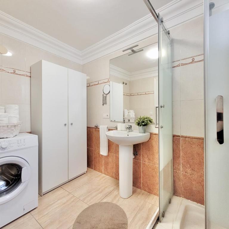 Miranda Penthouse AD with FREE PARKING - Apartamento - 36