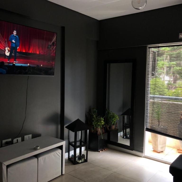 Mona - One-Bedroom Apartment - 11