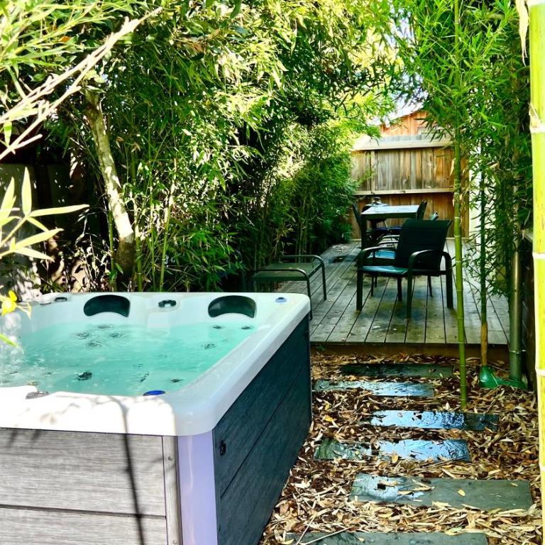 La Villa Canopée - Piscine chauffée-Fibre-Clim-Jacuzzi - Villa 2 Chambres - 16