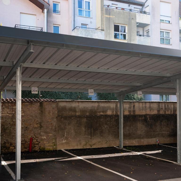 AZALEE - Parking gratuit - Terrasse couverte - Proche transport - Tout équipé - Appartement 1 Chambre - 13
