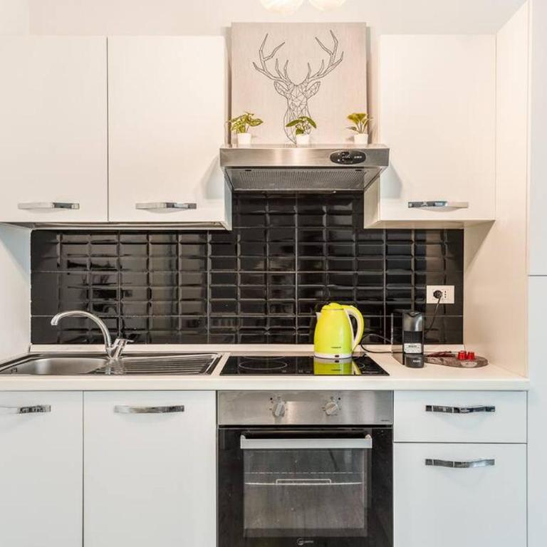 [2 Minutes from Central Station]-Exclusive Open Space - Appartamento con 1 Camera da Letto - 11
