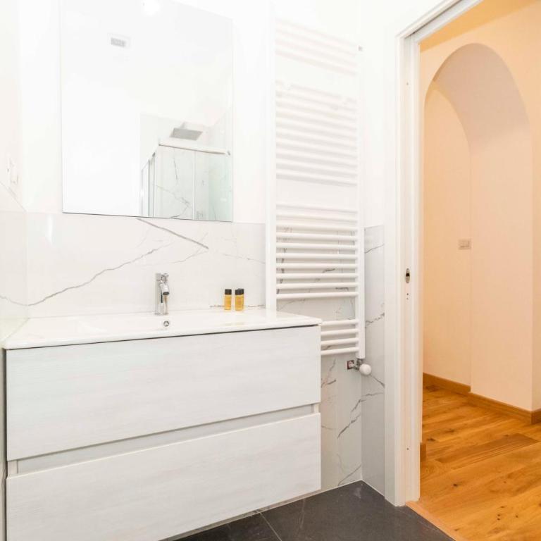 GuestHost - Cenisia District Perosa Roomy Flat - Appartamento con 2 Camere da Letto - 29