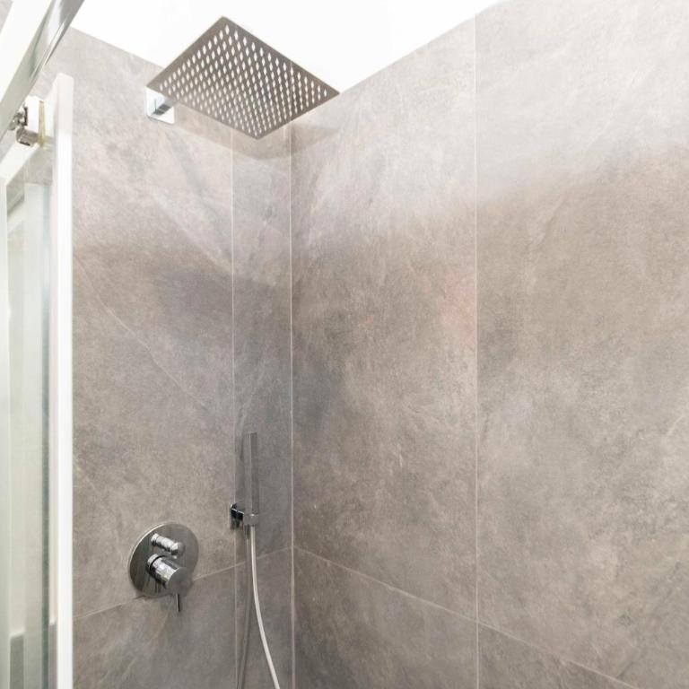 GuestHost - Cenisia District Perosa Roomy Flat - Appartamento con 2 Camere da Letto - 26