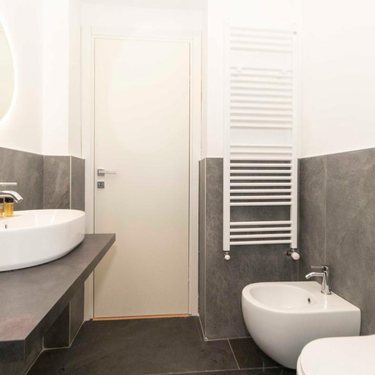 GuestHost - Cenisia District Perosa Roomy Flat - Appartamento con 2 Camere da Letto - 24