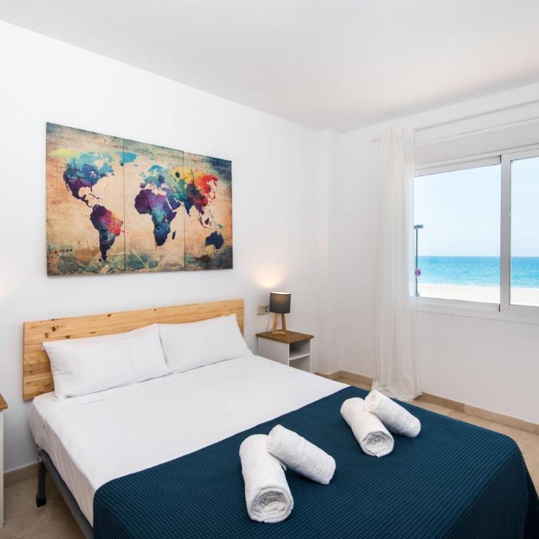 Madeinterranean Beach- Higueron Front Line Apartment - Two-Bedroom Apartment - 10