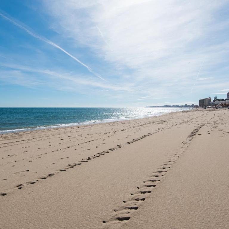 Madeinterranean Beach- Higueron Front Line Apartment - Two-Bedroom Apartment - 32