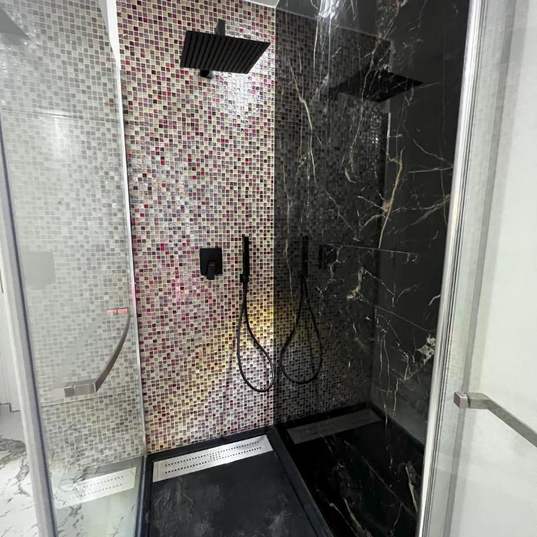 Fetish Studio - One-Bedroom Apartment - 11