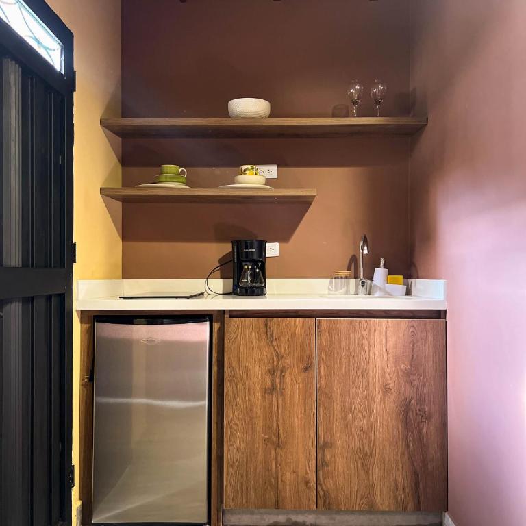 Cabin Retreat: Private Studio - One-Bedroom Apartment - 15