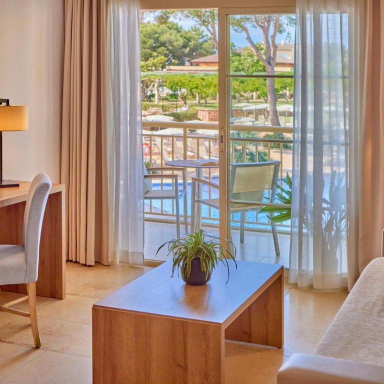 Zafiro Mallorca & Spa - One-Bedroom Suite with Pool View - 2