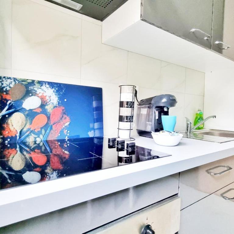 La Résidence Évasion 1 - Original - Gare - Wifi - Relax BNB - Apartamento Estudio - 24