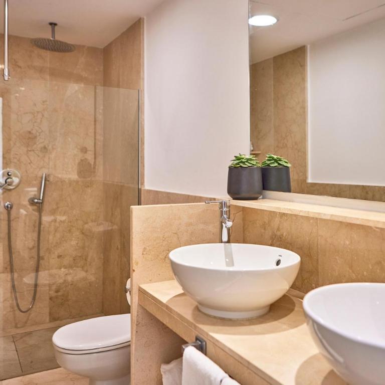 Zafiro Tropic - Two Bedroom Suite - 9