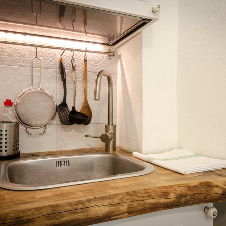 Abalus Studio - One-Bedroom Apartment - 12