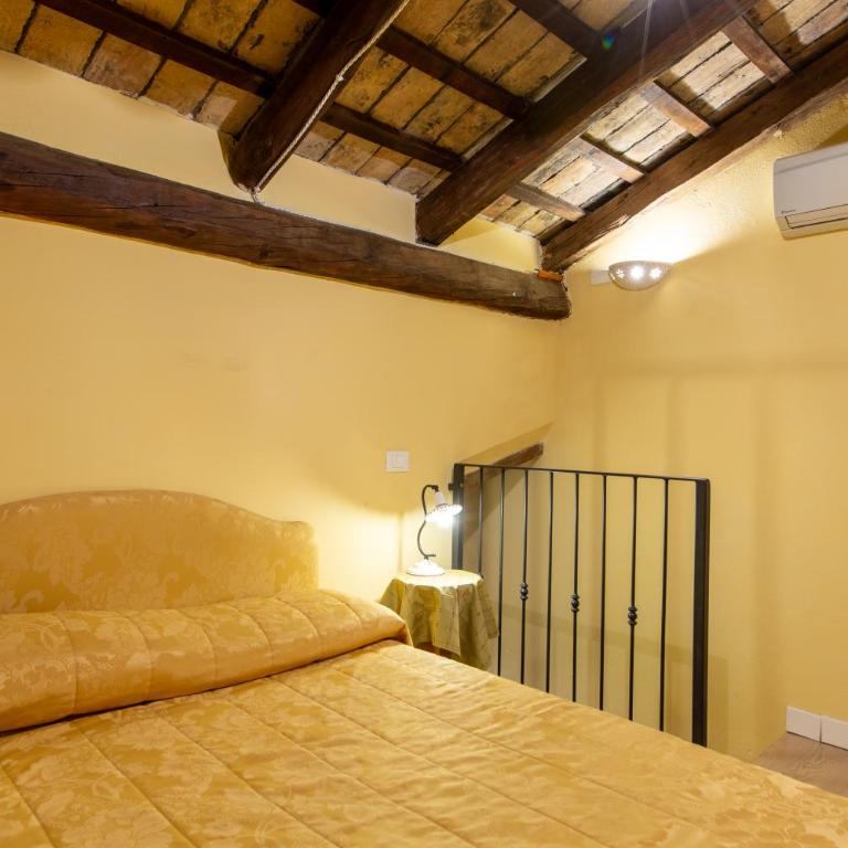 Hotel Sant'Andrea - Triple Room in the Hotel Garden - 5