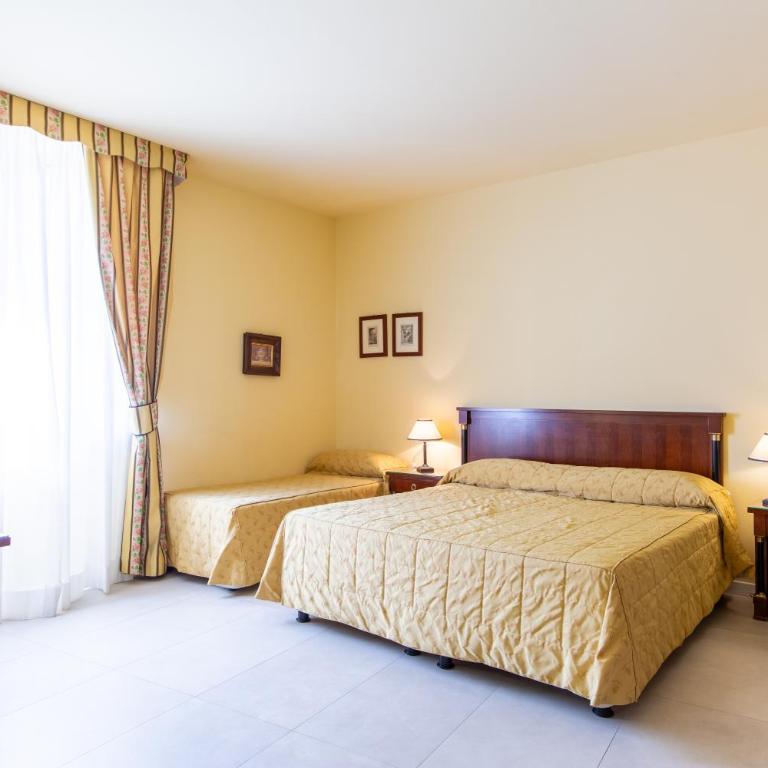 Hotel Sant'Andrea - Camera Tripla Superior - 1