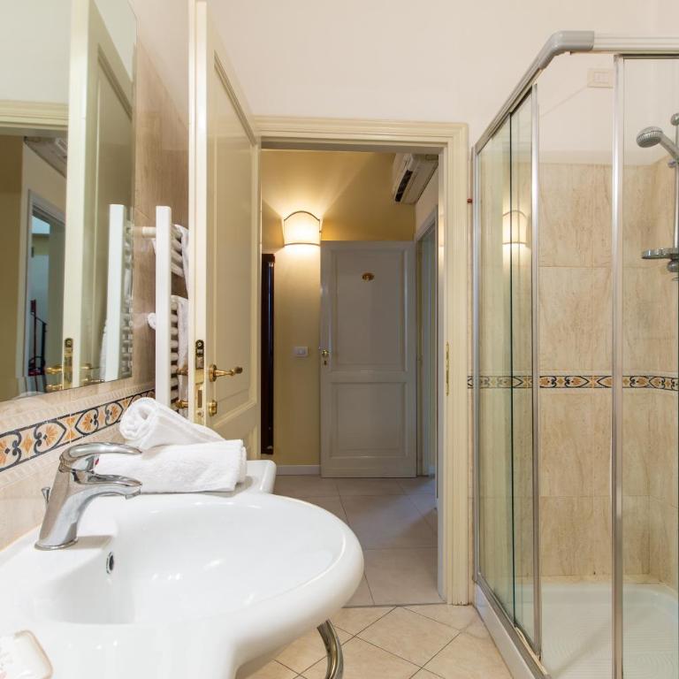 Hotel Sant'Andrea - Camera Superior Matrimoniale/Doppia con Letti Singoli - 4