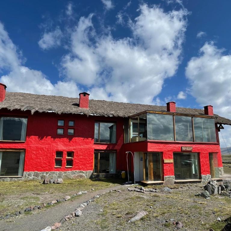 Hotel Tambopaxi - Habitación Cuádruple con vistas a la montaña - 1