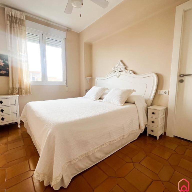 El Capricho - Three-Bedroom Apartment - 16