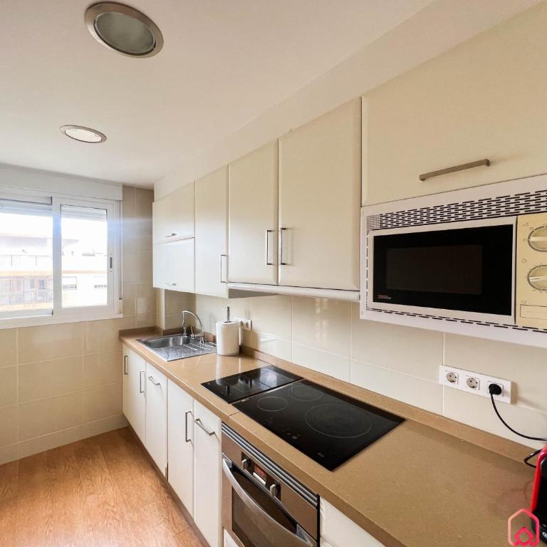 El Capricho - Three-Bedroom Apartment - 13