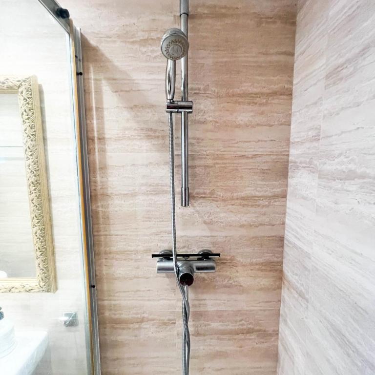 El Capricho - Three-Bedroom Apartment - 34