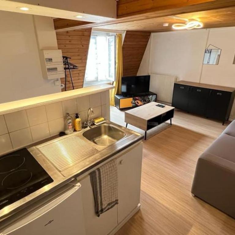 Studio SUN - Hyper Centre Dunkerque & Proche Plage '15m - Studio avec Canapé-Lit - 2