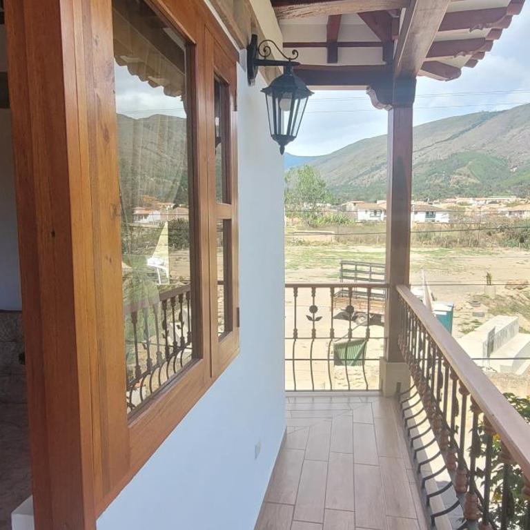 Hotel Villa Javier VDL - Habitación Doble Deluxe con balcón - 4