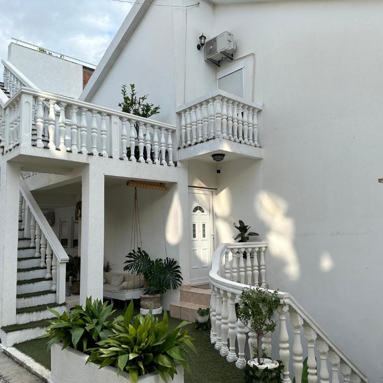 Apartman Marija sa ličnim đakuzijem - Two-Bedroom Apartment - 32
