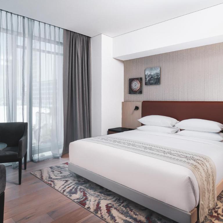 Hyatt Regency Mexico City Insurgentes WTC - King Room with City View - 10