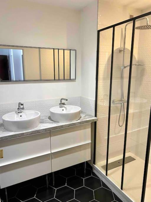 LA PERLE DU THIOU - Annecy Centre, Calme, Parking Privé - Apartment mit 2 Schlafzimmern - 6