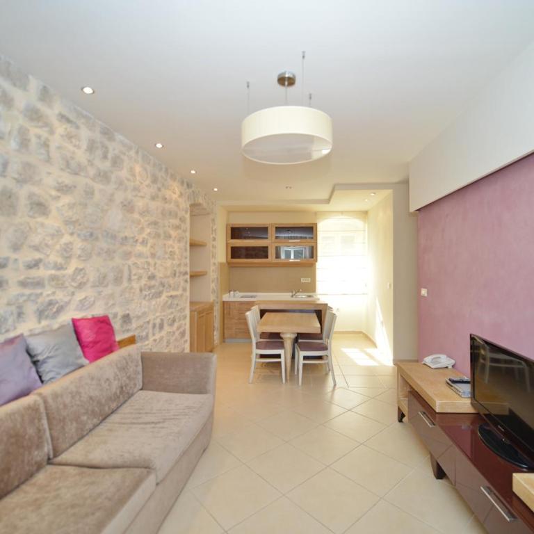 Vila Nikčević - Deluxe One-Bedroom Apartment - 3