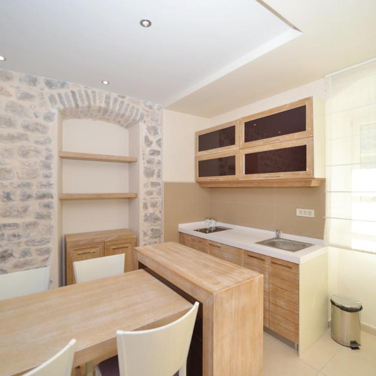 Vila Nikčević - Deluxe One-Bedroom Apartment - 4