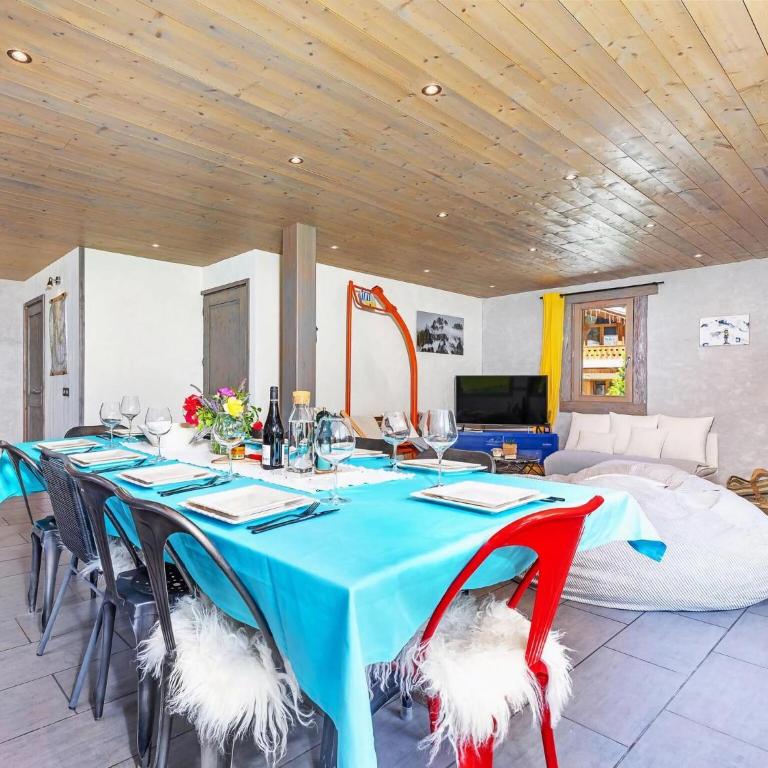 Chalet in Moulin with Sauna & Stunning Views - Chalet Superior - 7