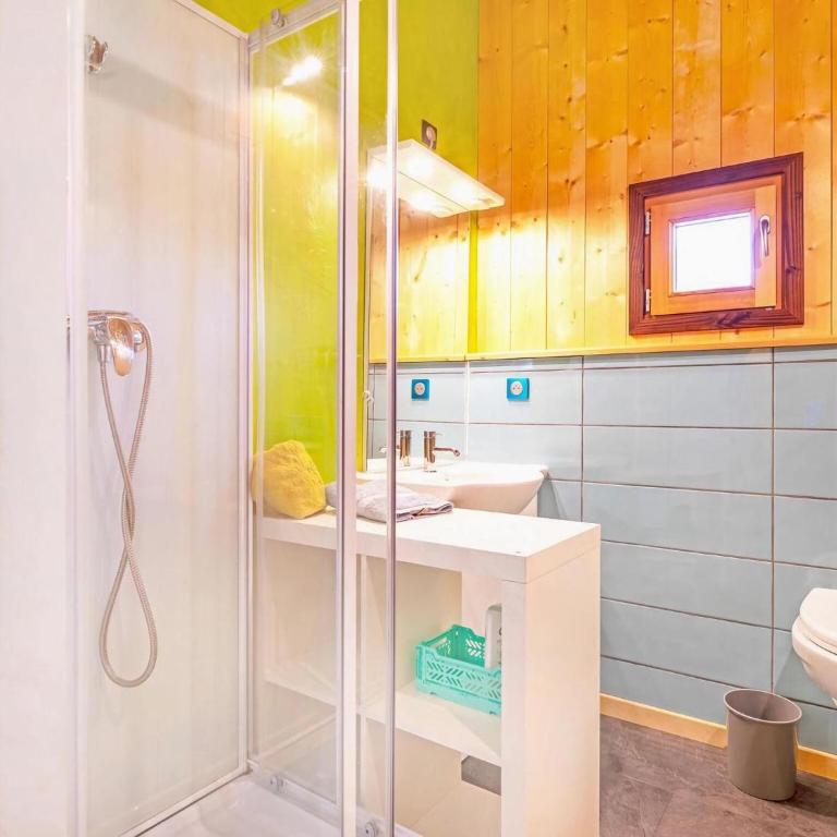 Chalet in Moulin with Sauna & Stunning Views - Chalet Superior - 15