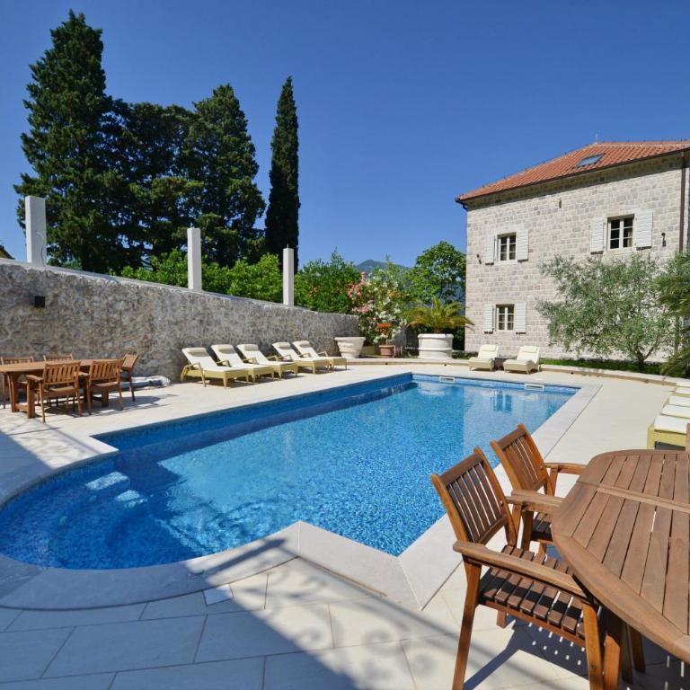 Vila Nikčević - Villa with Private Pool - 1