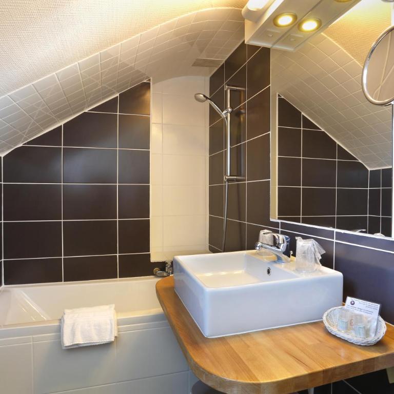 Hôtel Les Tilleuls, Bourges - Chambre Triple - 3