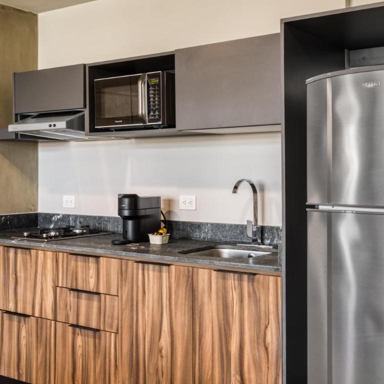 Downtown Loft by ULIV - Premium Duplex Loft - 9