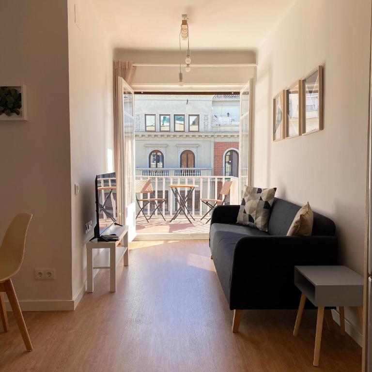 Stay U-nique Apartments Gaudi I - Four-Bedroom Apartment - 3